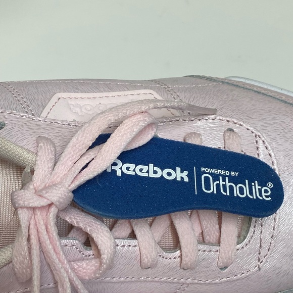 Womens tennis shoes - Picture 8 of 10